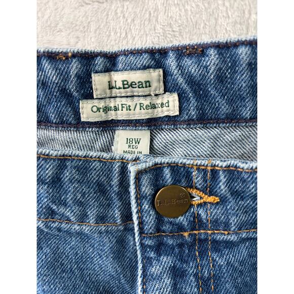 LL Bean Women’s Original Fit Relaxed Jeans – Size 18W | Classic Denim - Picture 6 of 6